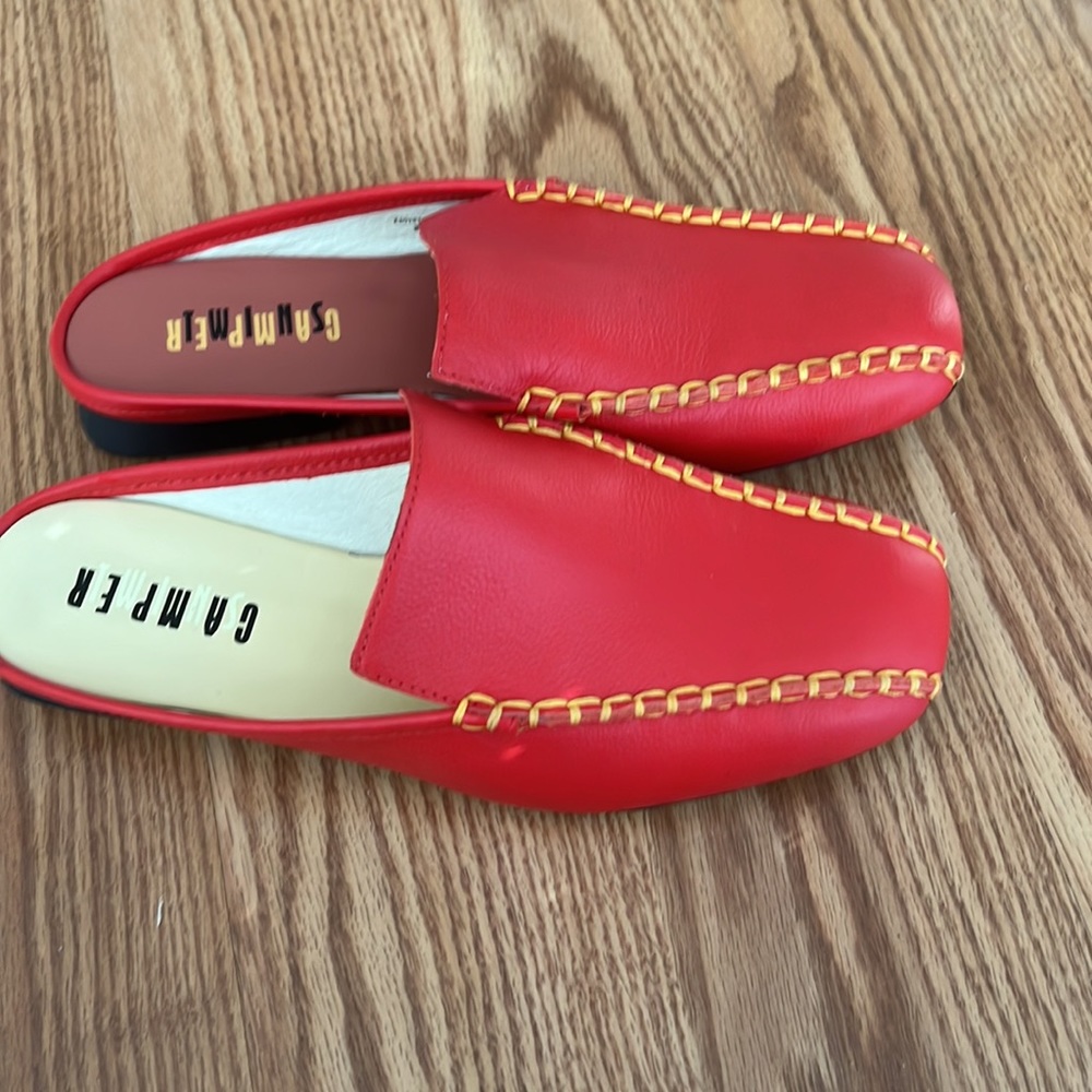 Super cute Vamper mules - Picture 4 of 8